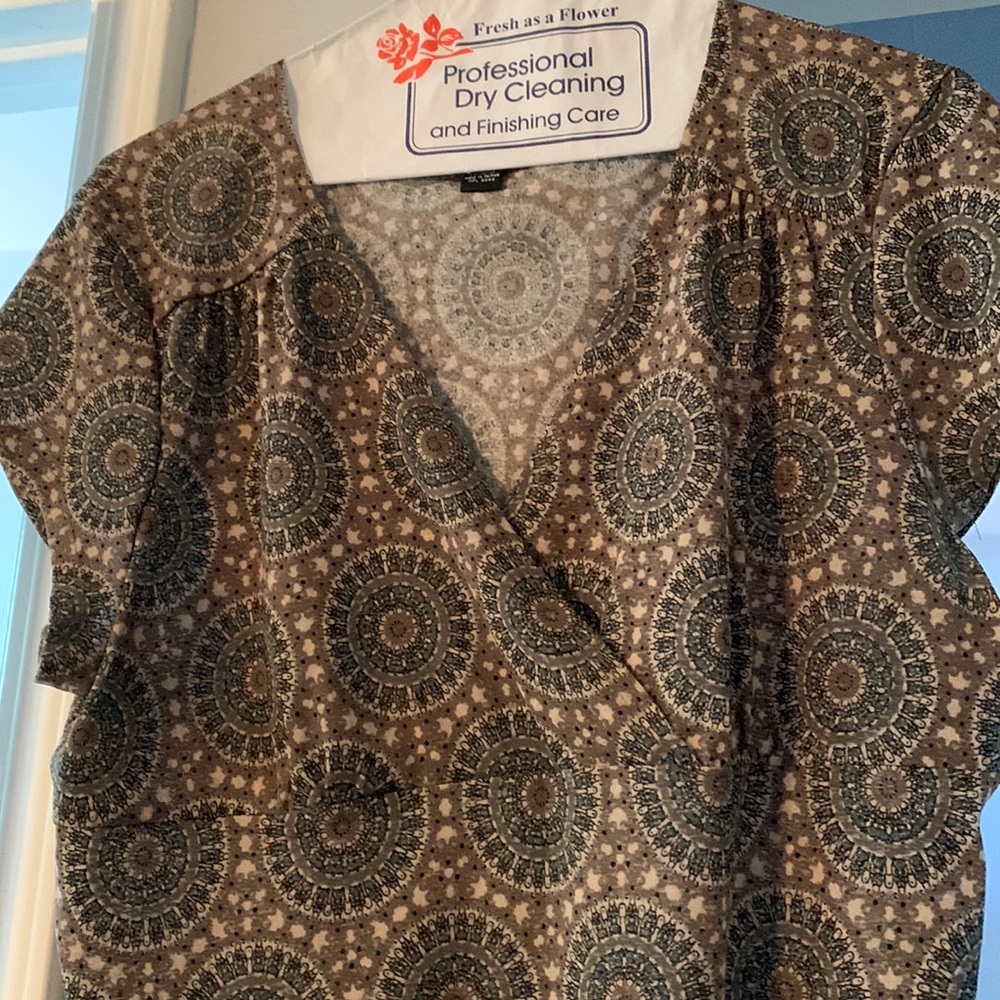 Woman’s blouse